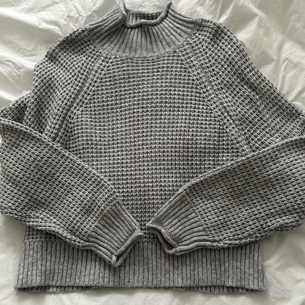 American Eagle mock neck sweater